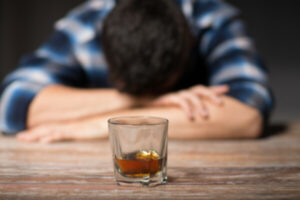 Read more about the article Com evitar recaigudes en l’alcohol?